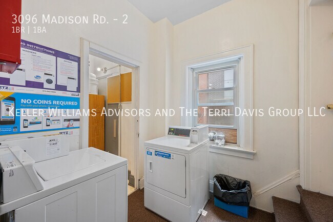 Building Photo - 3096 Madison Rd