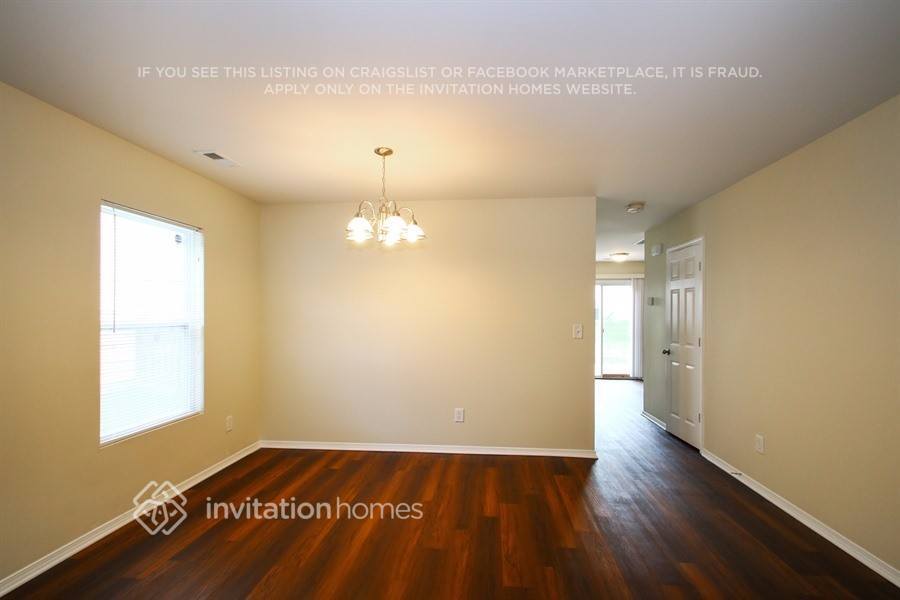 Building Photo - 8825 Chalkstone Rd