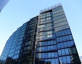 Building Photo - 580 Washington St