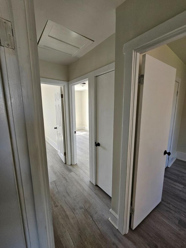 Building Photo - 1103 Baldwin St