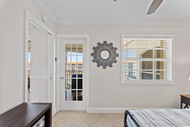 Building Photo - 2871 N Ocean Blvd
