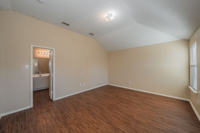 Building Photo - Spacious single story in Parks of Deer Creek