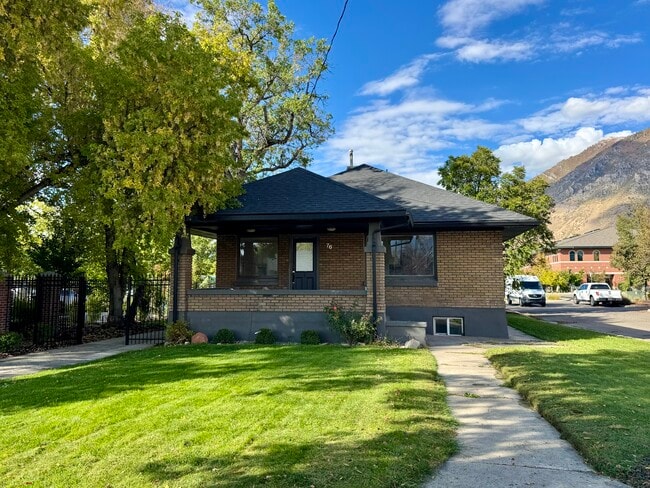 Building Photo - 76 W 200 S