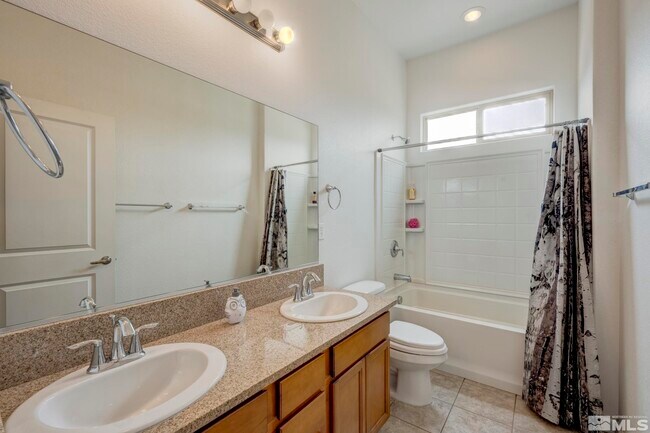 Building Photo - 4758 Soave St