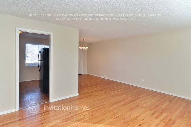 Building Photo - 423 S Potomac Cir