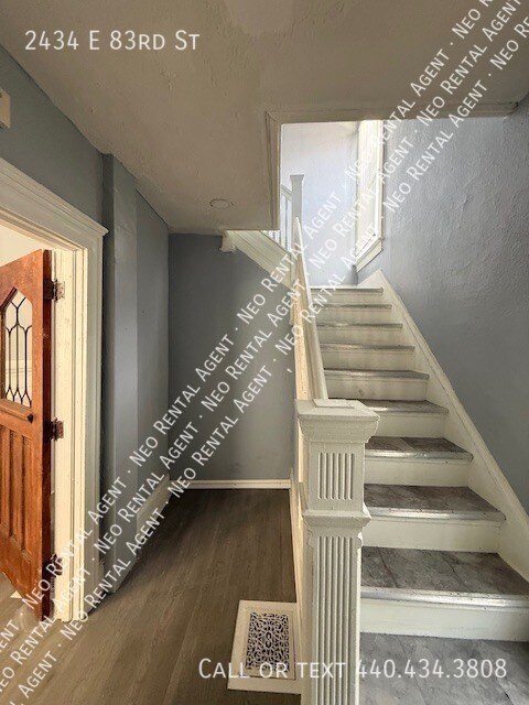 Building Photo - 2434 E 83rd St