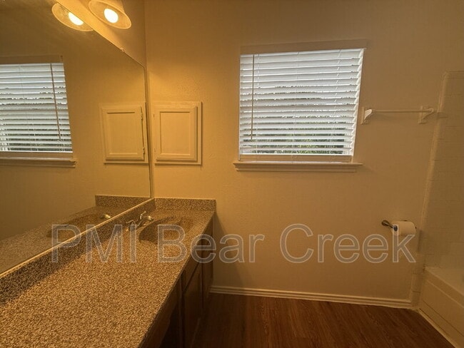 Building Photo - 9618 Yearling Cir