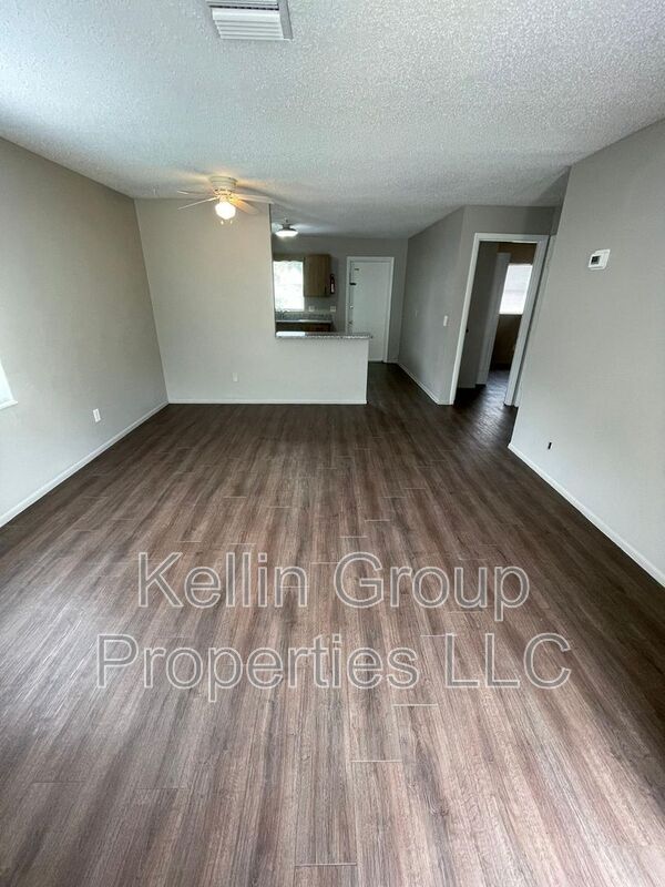 Building Photo - 160 N Nekoma Ave