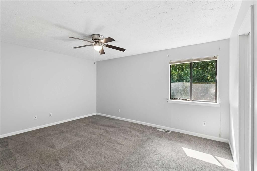Building Photo - 7055 Hania Dr