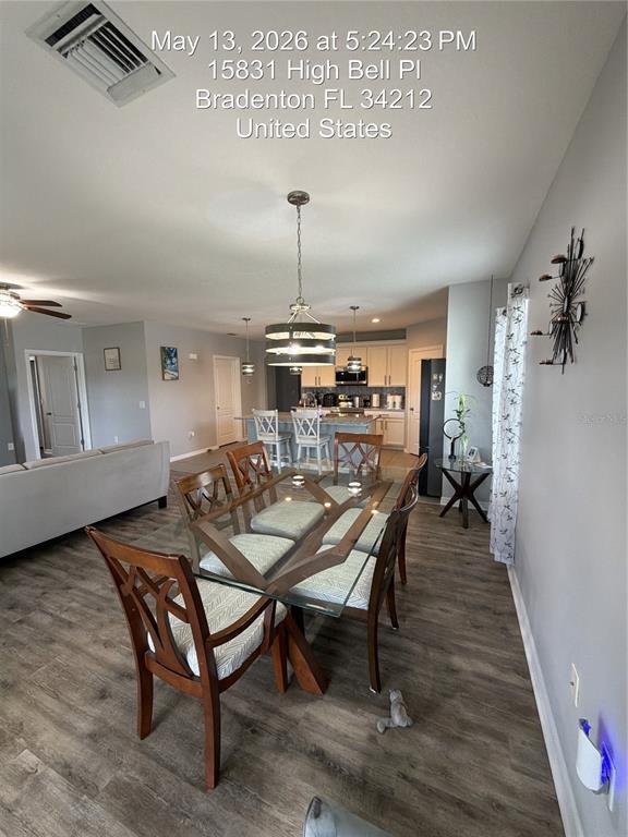 Building Photo - 15831 High Bell Pl