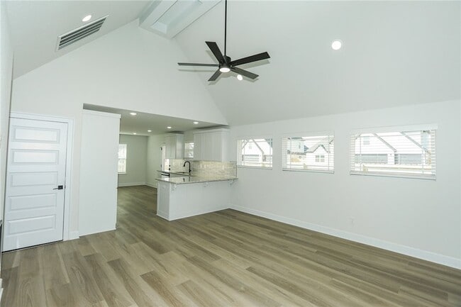 Building Photo - 3213 SW Lovely Ln