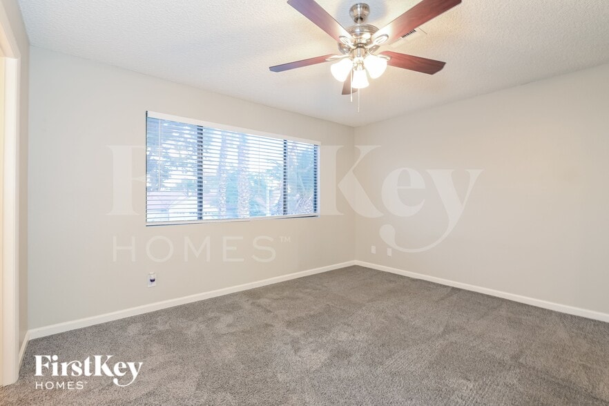 Building Photo - 2017 Waverly Cir