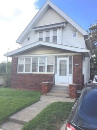 Building Photo - 3 bedroom 1 bath