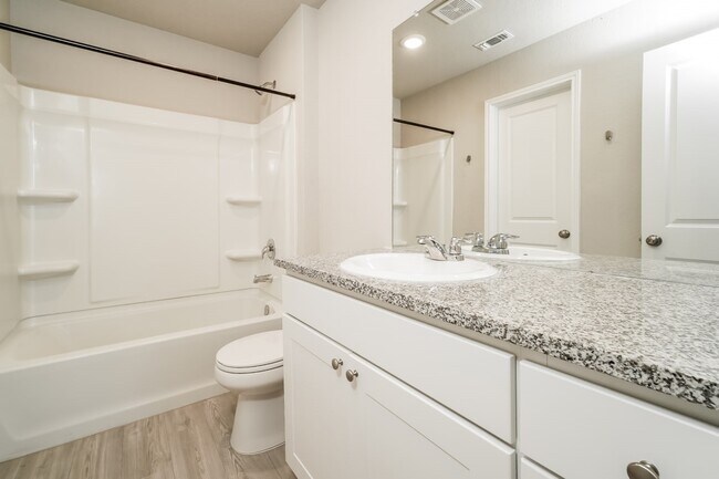 Building Photo - 6443 Cibolo Springs