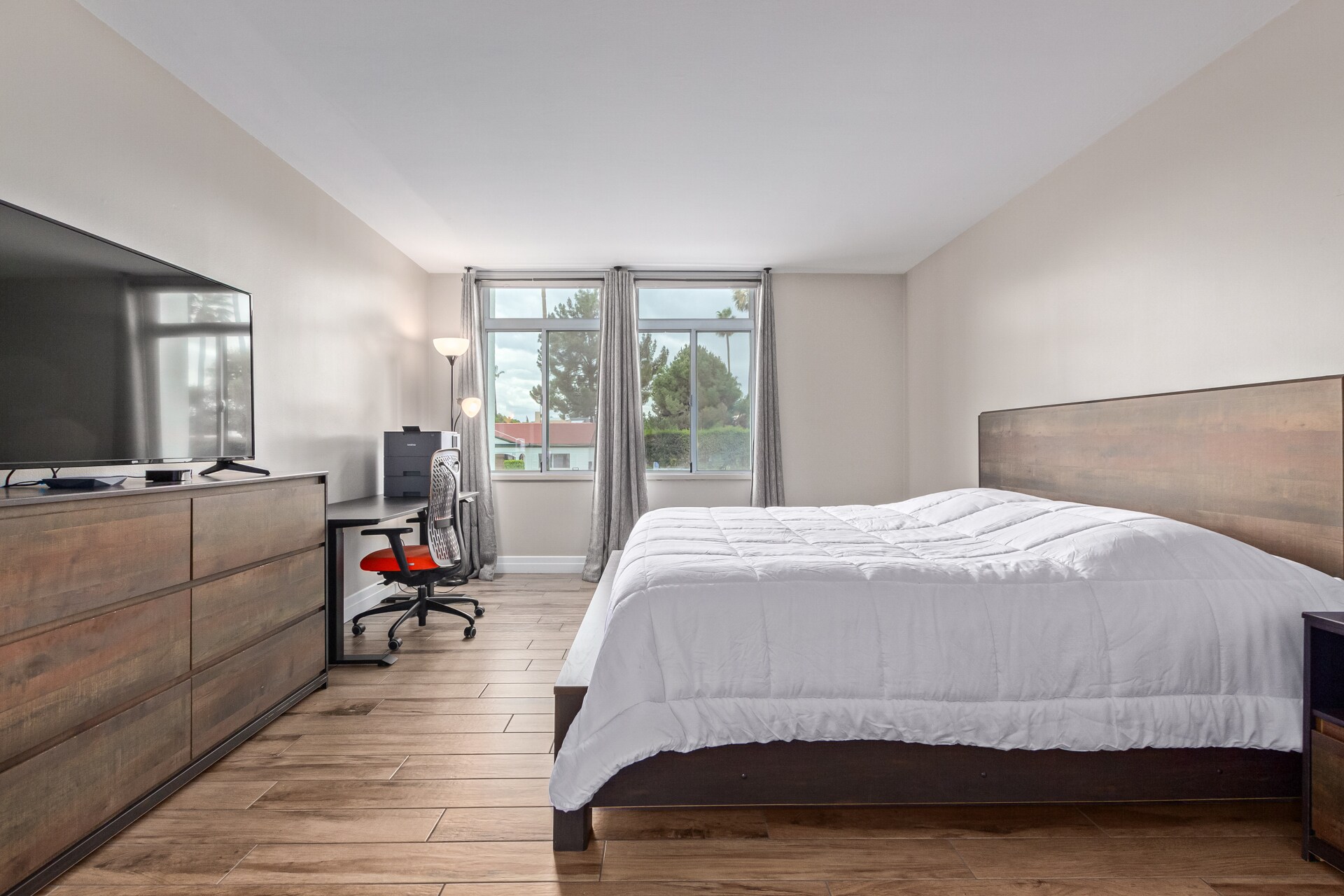 Building Photo - 6502 N Central Ave