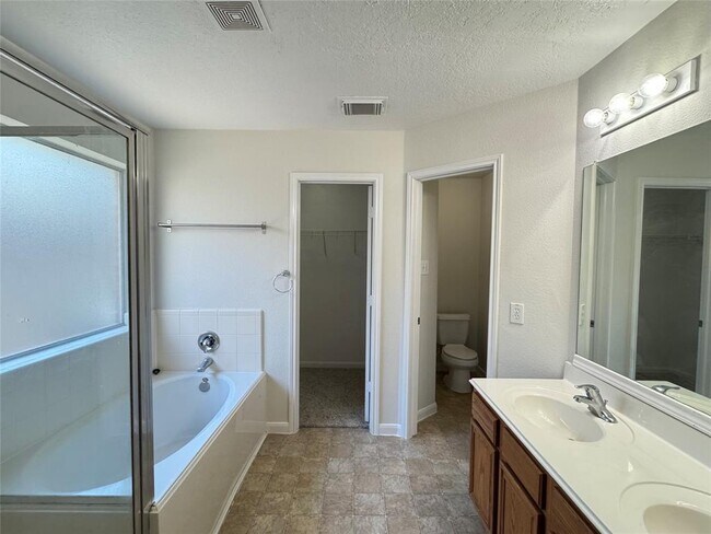 Building Photo - 5819 Laramie River Ct