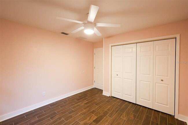 Building Photo - 2540 Elderberry Dr