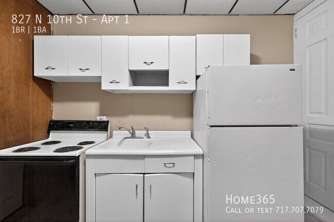 Building Photo - 827 N 10th St