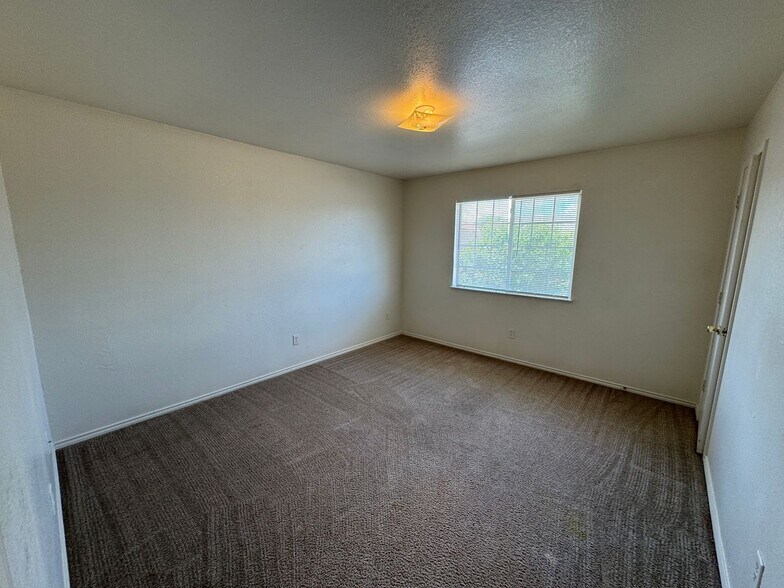 Building Photo - 4200 July Dr