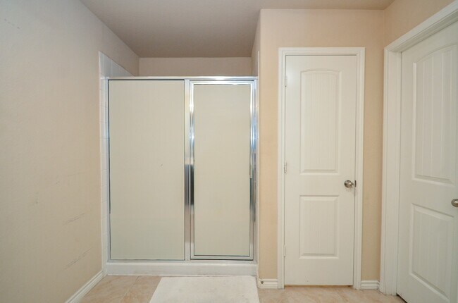 Building Photo - 9426 Barton Crossing Ln