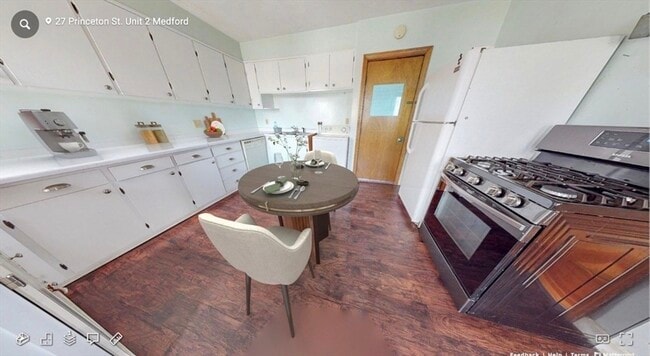 Building Photo - 27 Princeton St