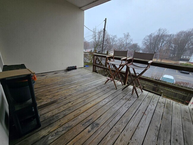 Building Photo - 1308 N Main St