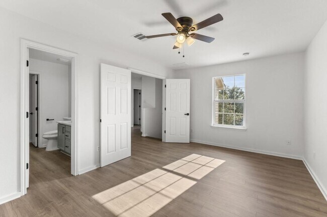 Building Photo - 2110 Nogales Trail
