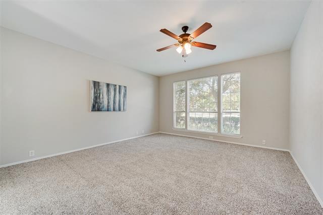 Building Photo - 3320 Chantilly Dr