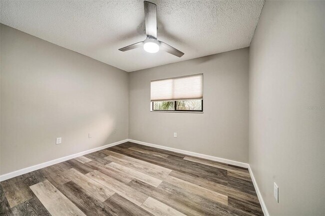 Building Photo - 5729 Baywater Dr