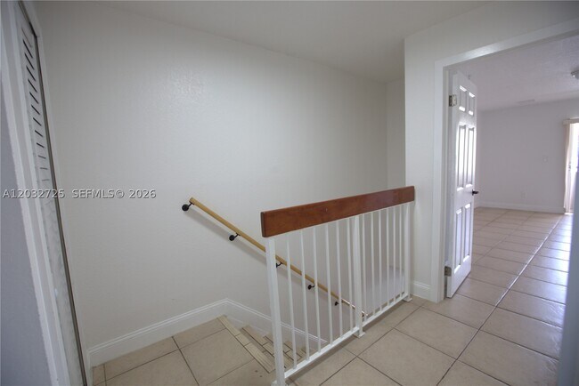 Building Photo - 6475 SW 129th Ave