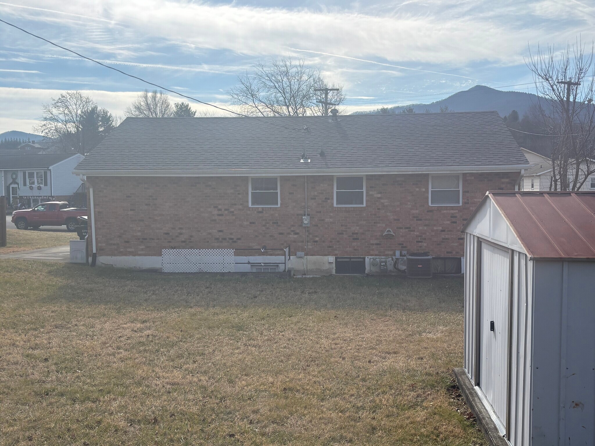 Building Photo - 839 Pyrtle Dr