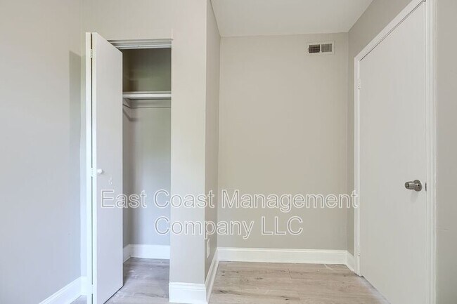 Building Photo - 332 S Franklintown Rd