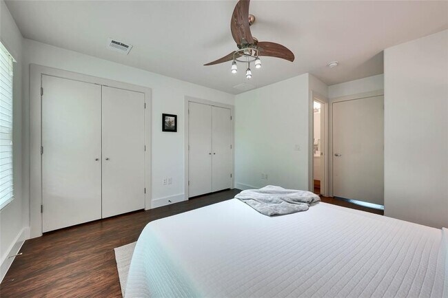 Building Photo - 1101 Grove Blvd