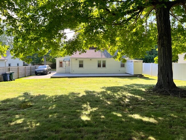 Building Photo - 34 Corsino Ave