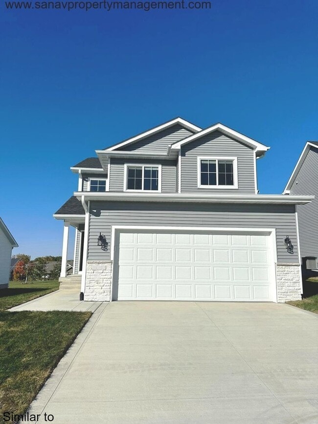 Building Photo - 3065 Fairfield Dr