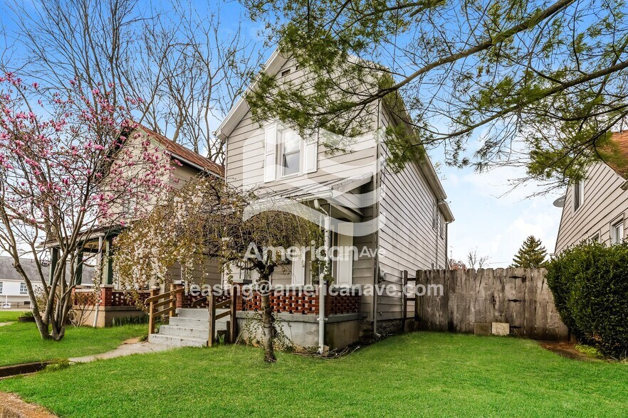 Building Photo - 941 Kercher St