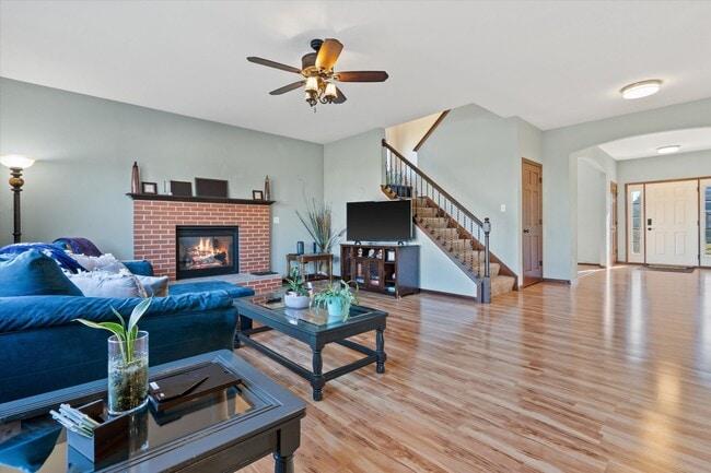 Building Photo - N42W22770 Beacon Ct