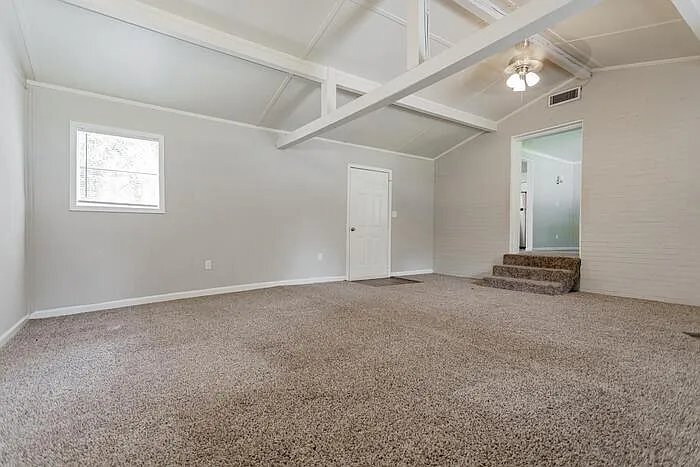 Building Photo - 806 Wright Dr