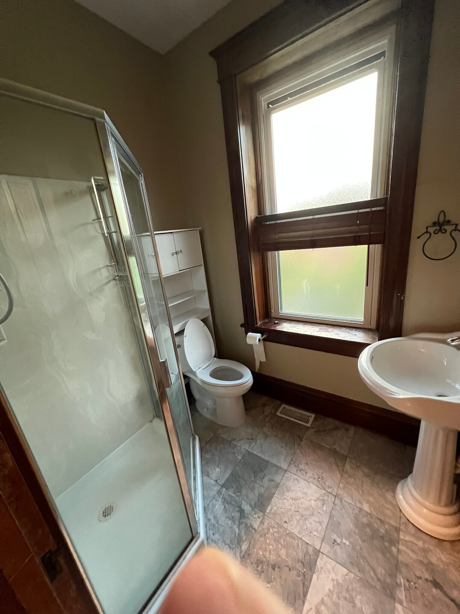 2nd Bathroom - 3457 Arsenal St