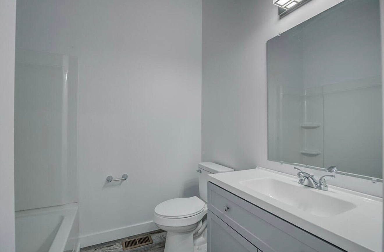 Building Photo - 1235 Scott St