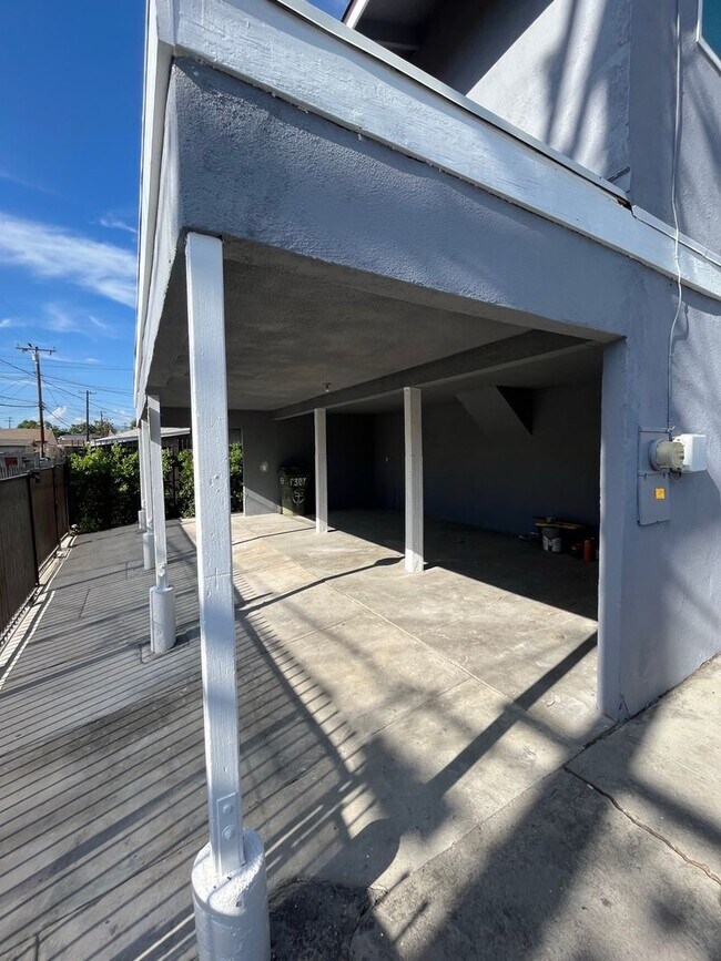 Building Photo - Gretna
