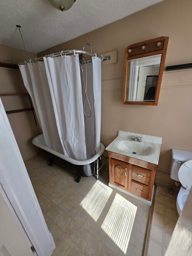 Building Photo - 307 Miami Ave