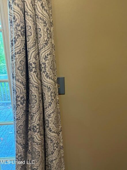 Building Photo - 3564 Cowan Pl