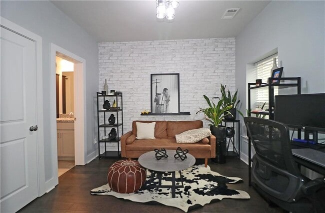 Building Photo - 2166 Wiggins Walk
