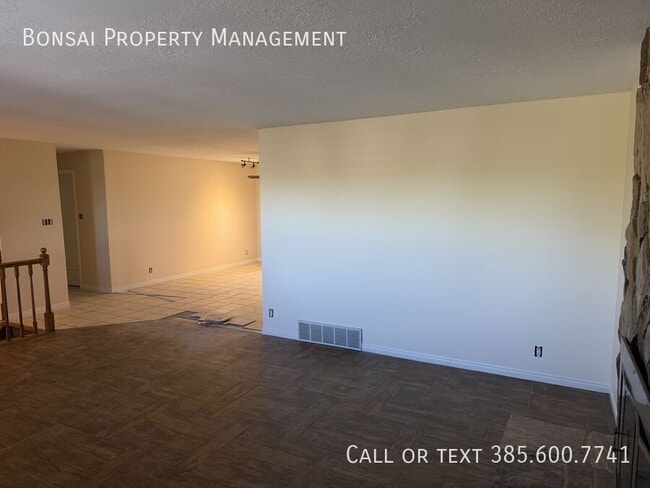 Building Photo - 1189 S 200 E