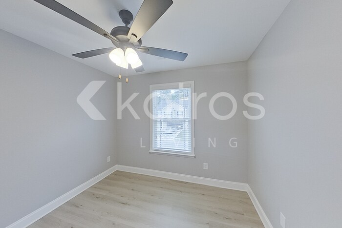 Building Photo - 157 Allentown Wy