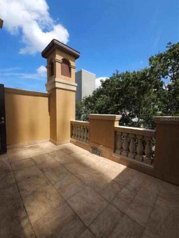 Building Photo - 2203 Soho Bay Ct