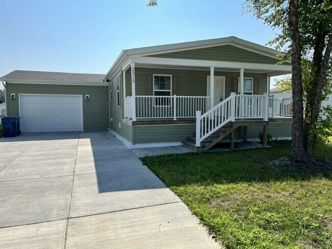 Primary Photo - 25719 Shinnecock Dr