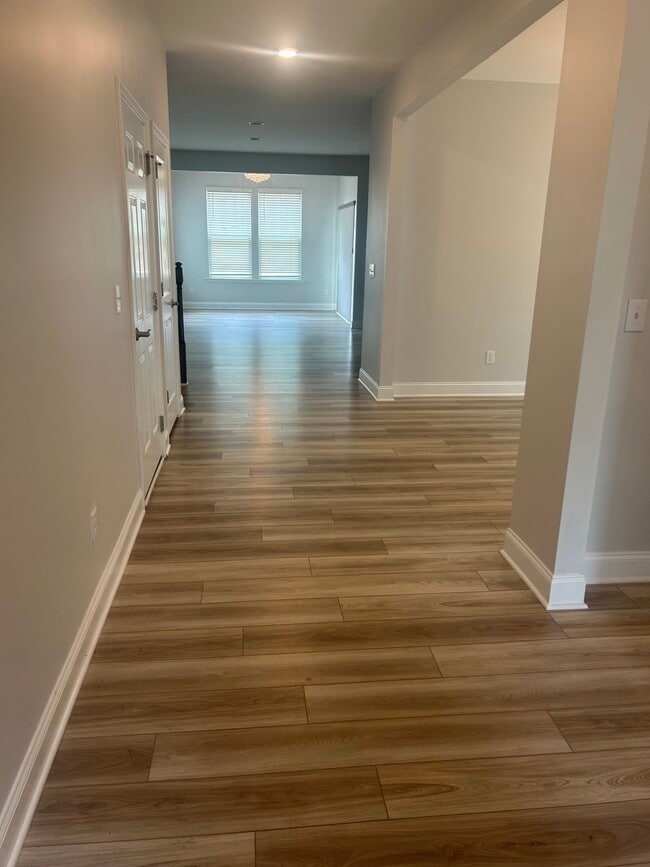 Building Photo - 815 Harmony Ranch Ln