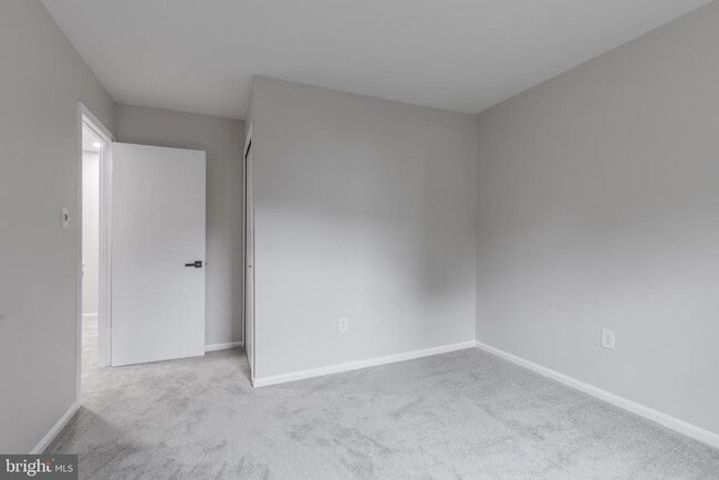 Building Photo - 9911 Finian Ct